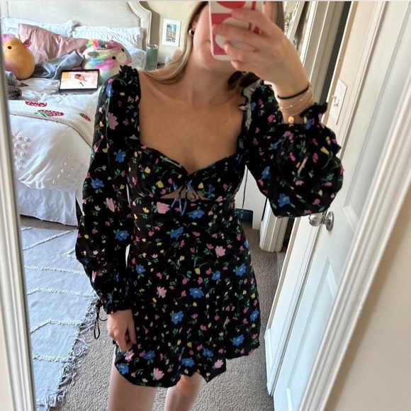 For love and lemons Black floral mini dress size M - Picture 3 of 4